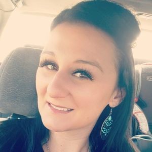 Meet your Posher, Kendra